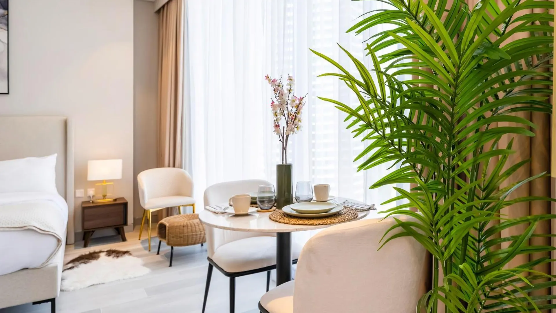 Fam Living - Stunning Modern Marina Apartment Dubai United Arab Emirates